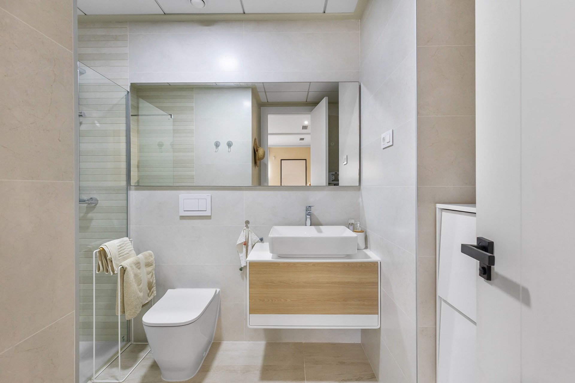 2 Bed, 2 Bath, ApartmentFor Sale, Torrevieja, Alicante