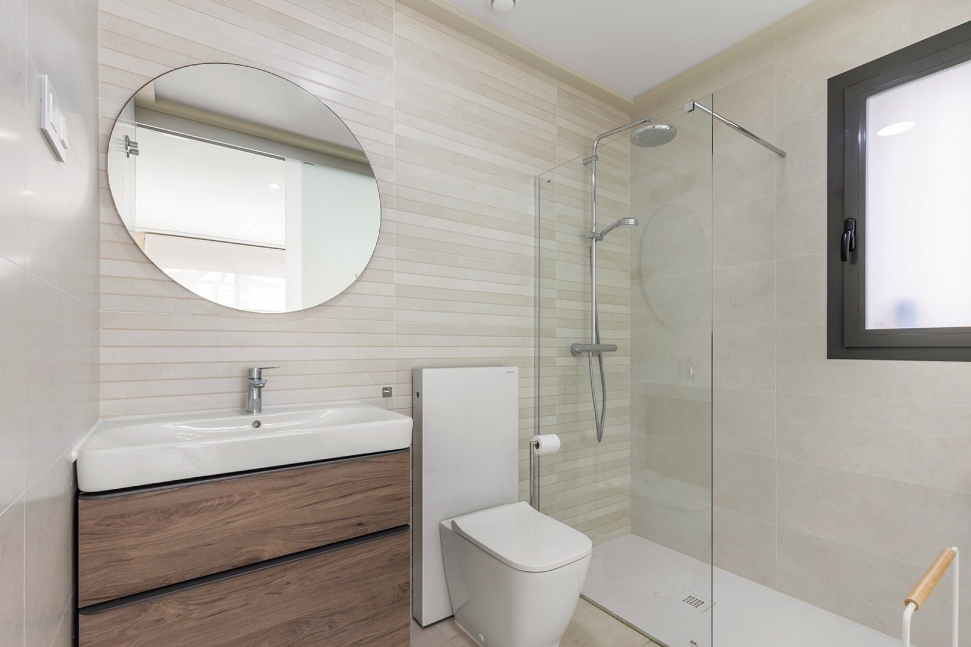 2 Bed, 2 Bath, ApartmentFor Sale, Torrevieja, Alicante