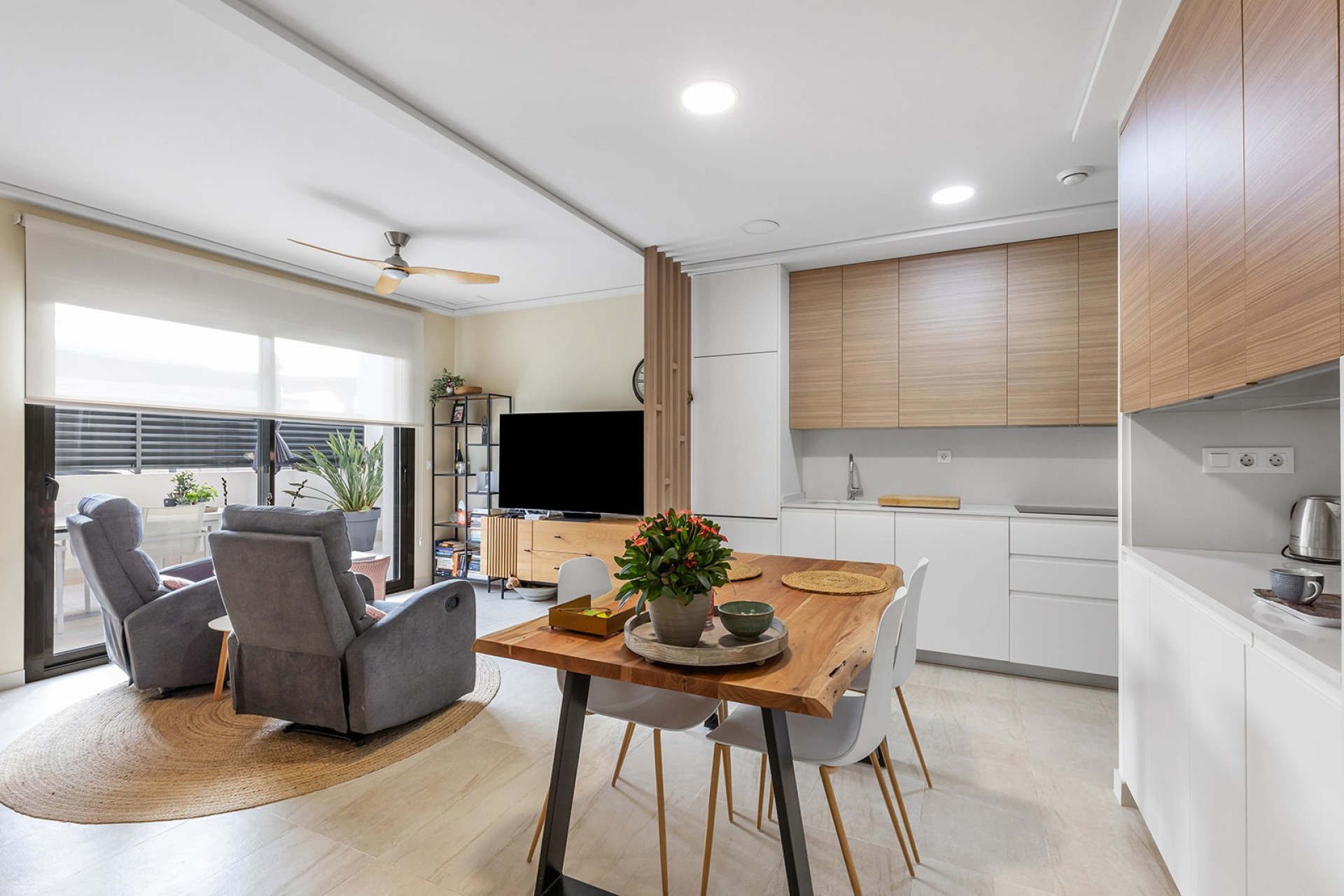 2 Bed, 2 Bath, ApartmentFor Sale, Torrevieja, Alicante