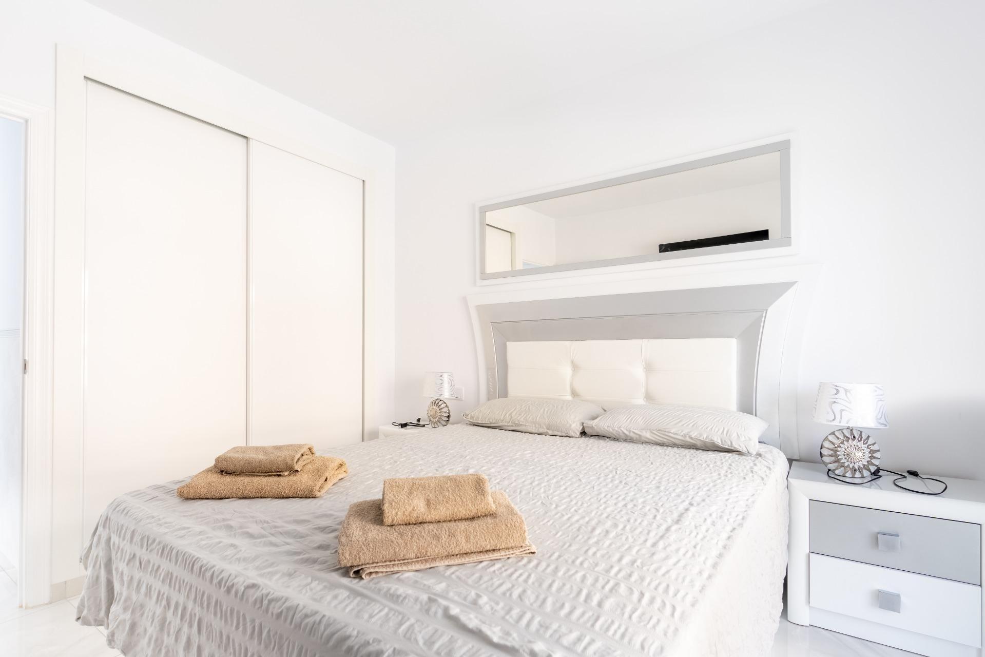 4 Bed, 3 Bath, HouseFor Sale, Torrevieja, Alicante