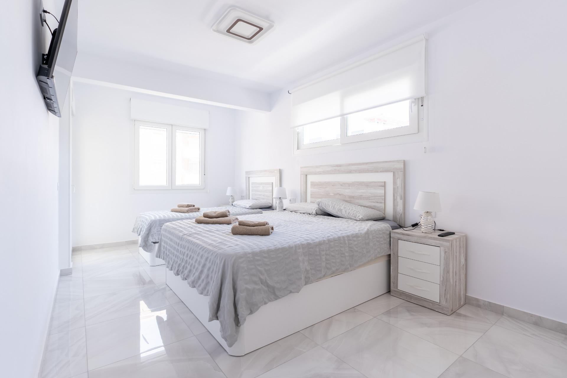 4 Bed, 3 Bath, HouseFor Sale, Torrevieja, Alicante