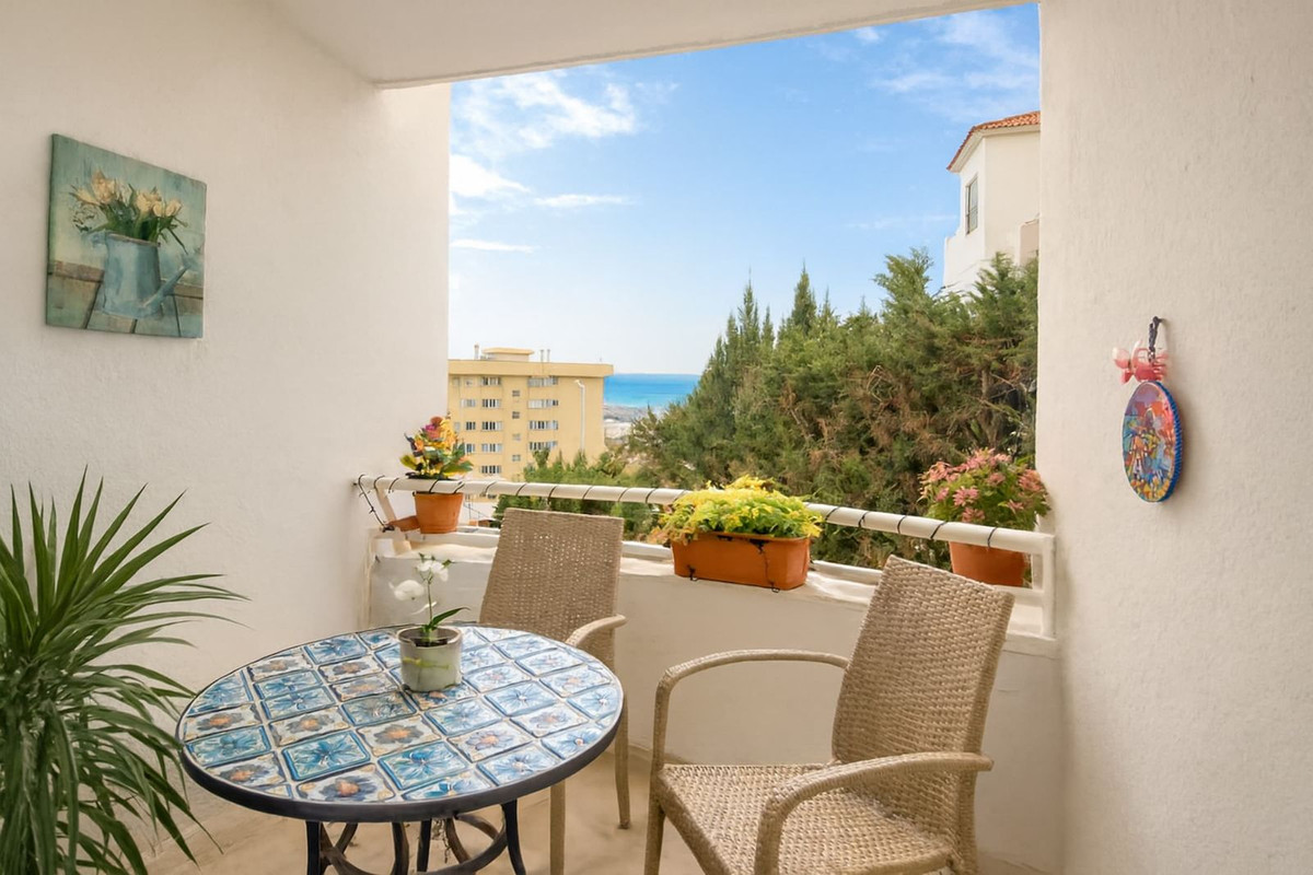 2 Bed, 1 Bath, ApartmentFor Sale, Fuengirola, Malaga