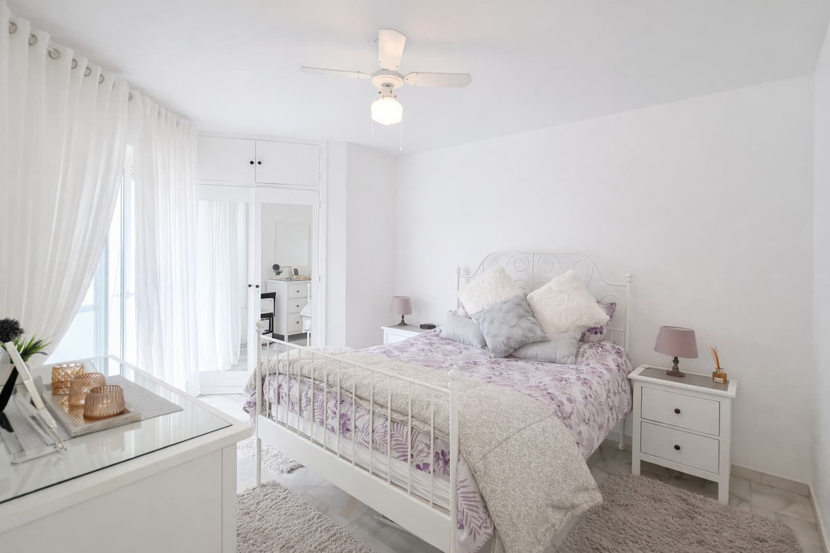 2 Bed, 1 Bath, ApartmentFor Sale, Fuengirola, Malaga