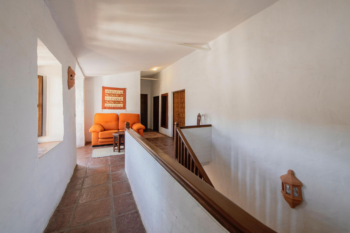 16 Bed, 7 Bath, HouseFor Sale, Malaga, Malaga