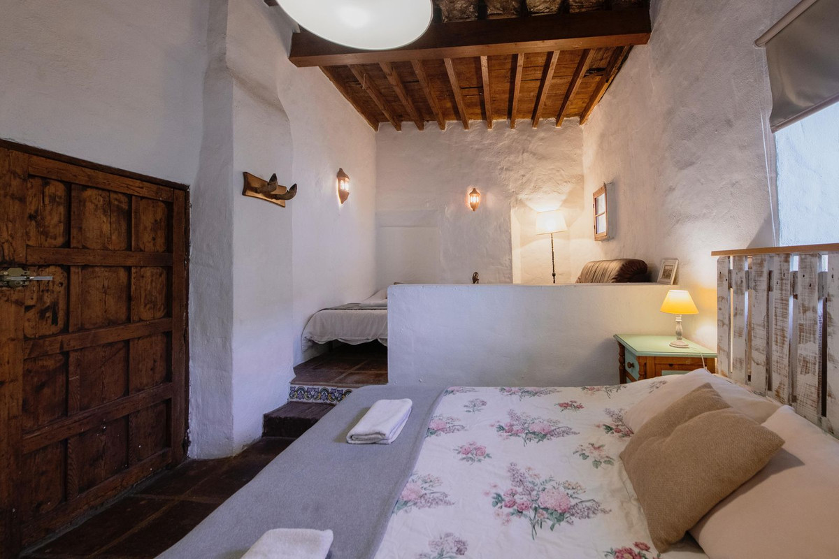 16 Bed, 7 Bath, HouseFor Sale, Malaga, Malaga