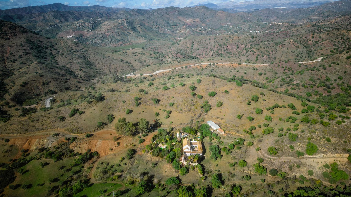 16 Bed, 7 Bath, HouseFor Sale, Malaga, Malaga