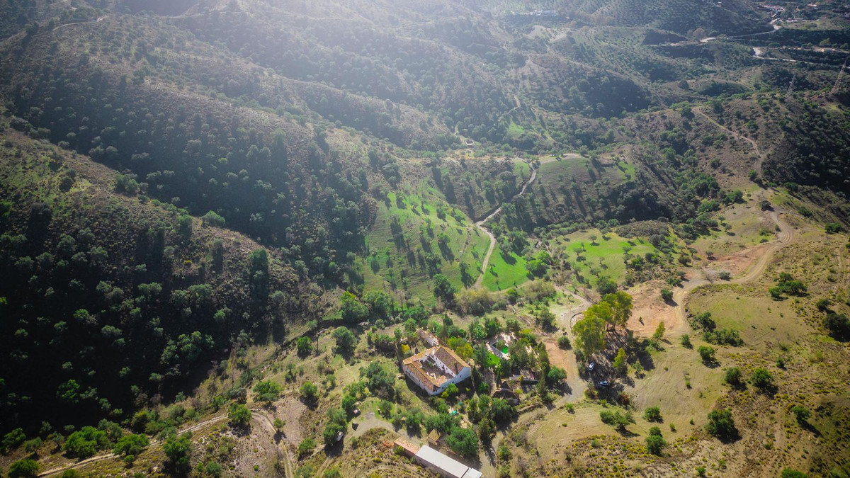 16 Bed, 7 Bath, HouseFor Sale, Malaga, Malaga