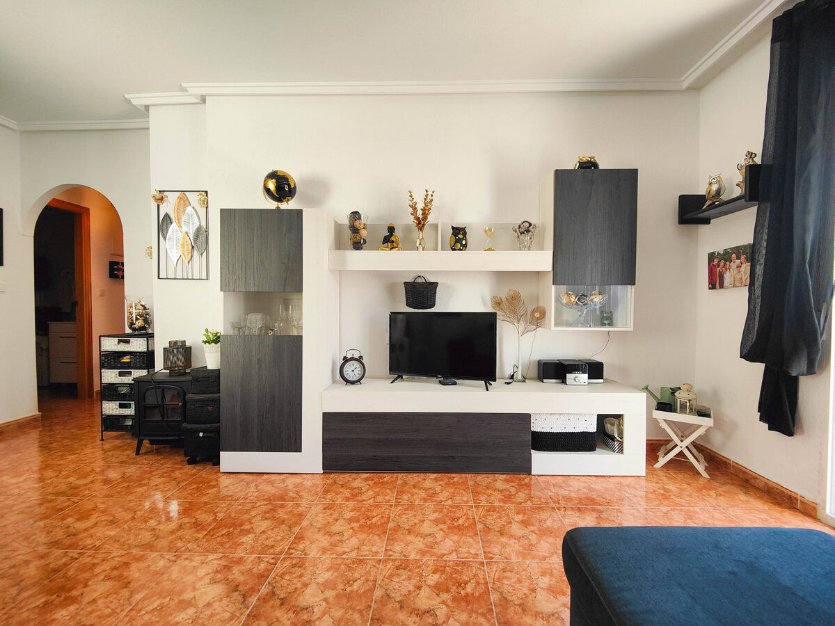 1 Bed, 1 Bath, ApartmentFor Sale, Torrevieja, Alicante