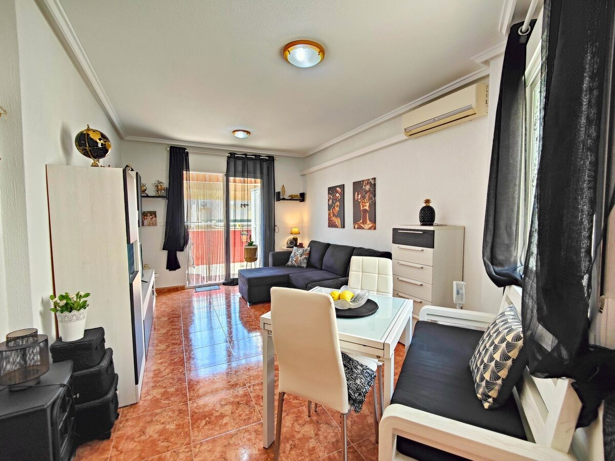 1 Bed, 1 Bath, ApartmentFor Sale, Torrevieja, Alicante
