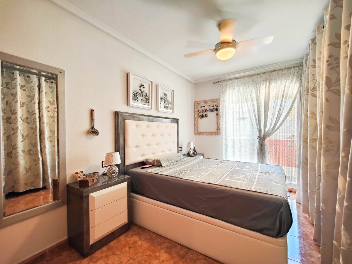 1 Bed, 1 Bath, ApartmentFor Sale, Torrevieja, Alicante