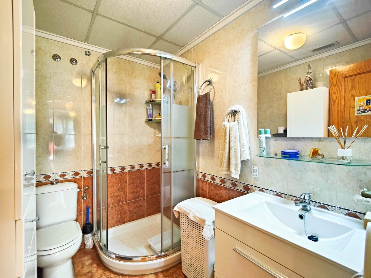 1 Bed, 1 Bath, ApartmentFor Sale, Torrevieja, Alicante