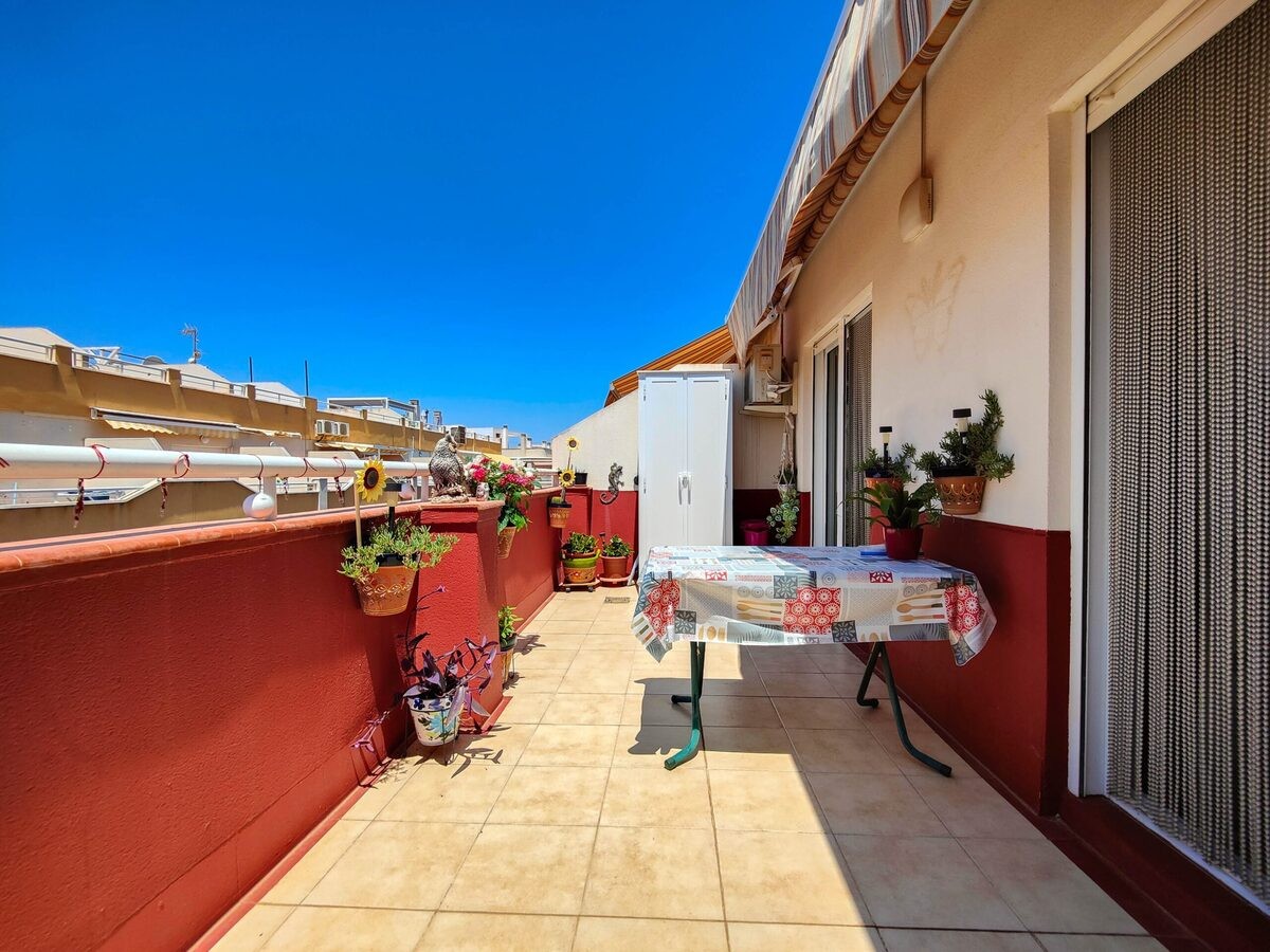 1 Bed, 1 Bath, ApartmentFor Sale, Torrevieja, Alicante
