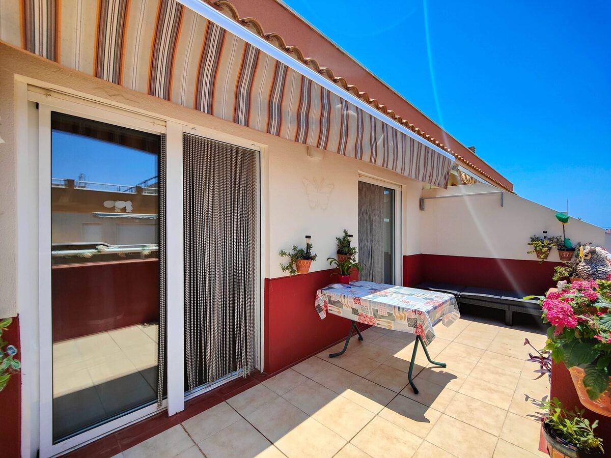 1 Bed, 1 Bath, ApartmentFor Sale, Torrevieja, Alicante