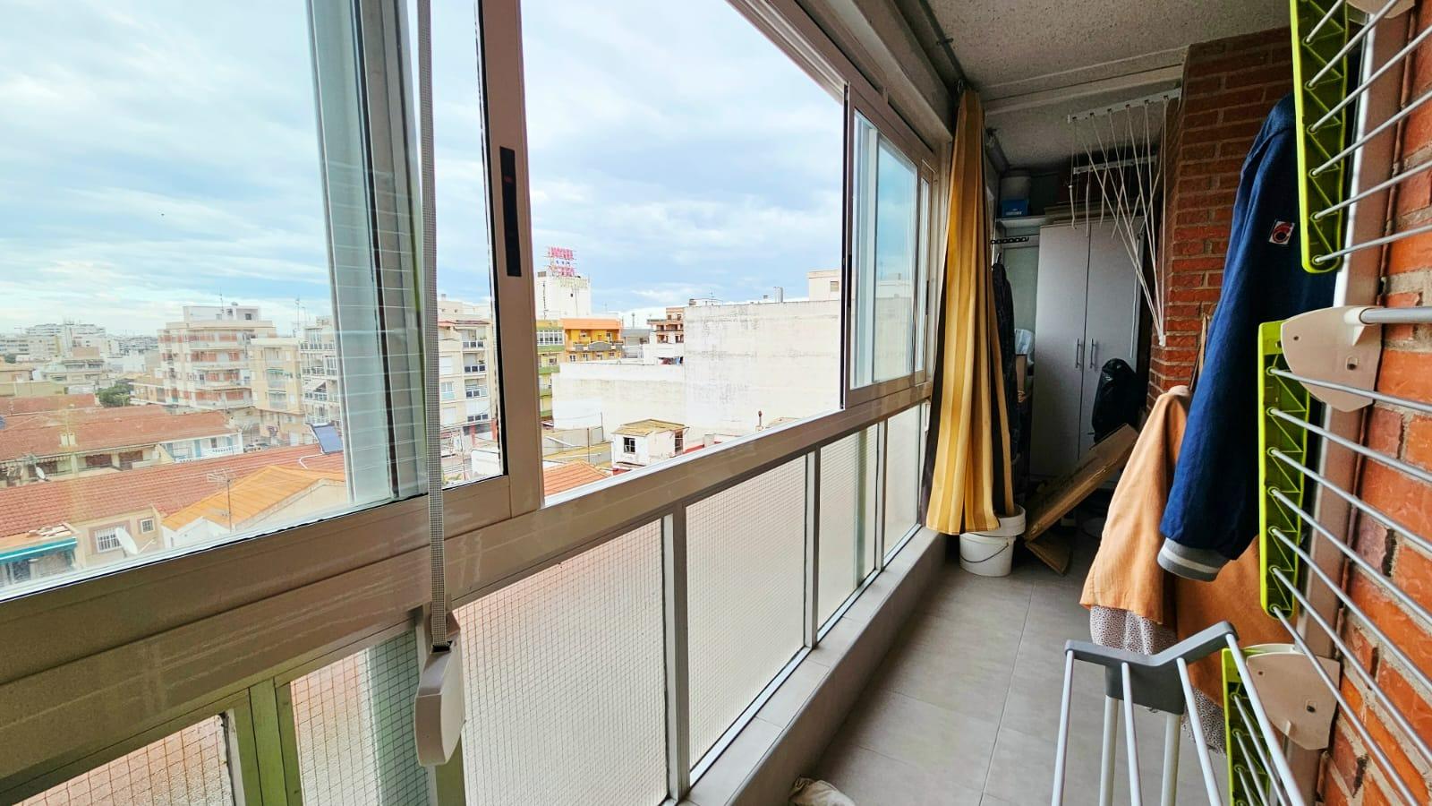 2 Bed, 1 Bath, ApartmentFor Sale, Torrevieja, Alicante