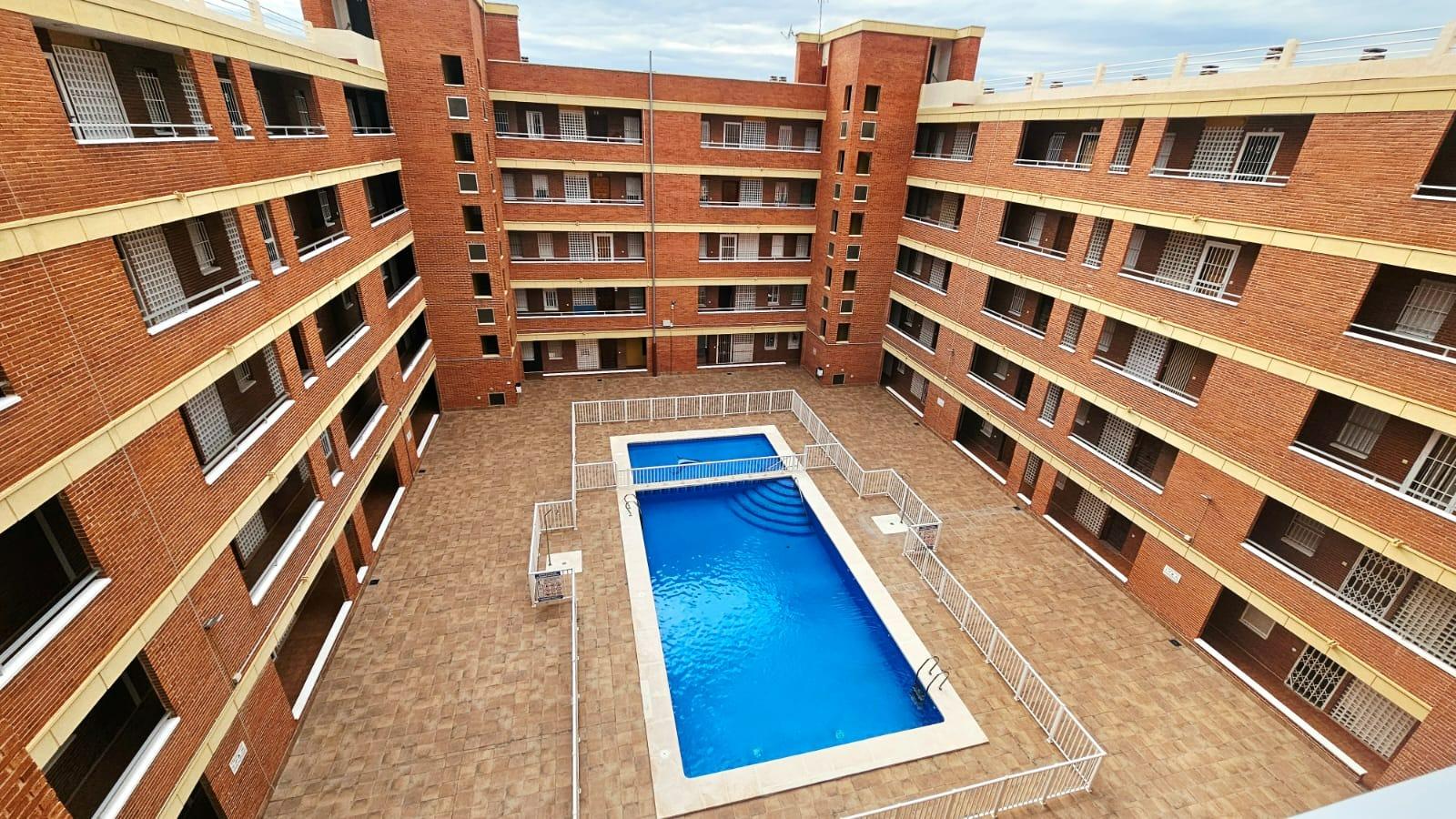 2 Bed, 1 Bath, ApartmentFor Sale, Torrevieja, Alicante