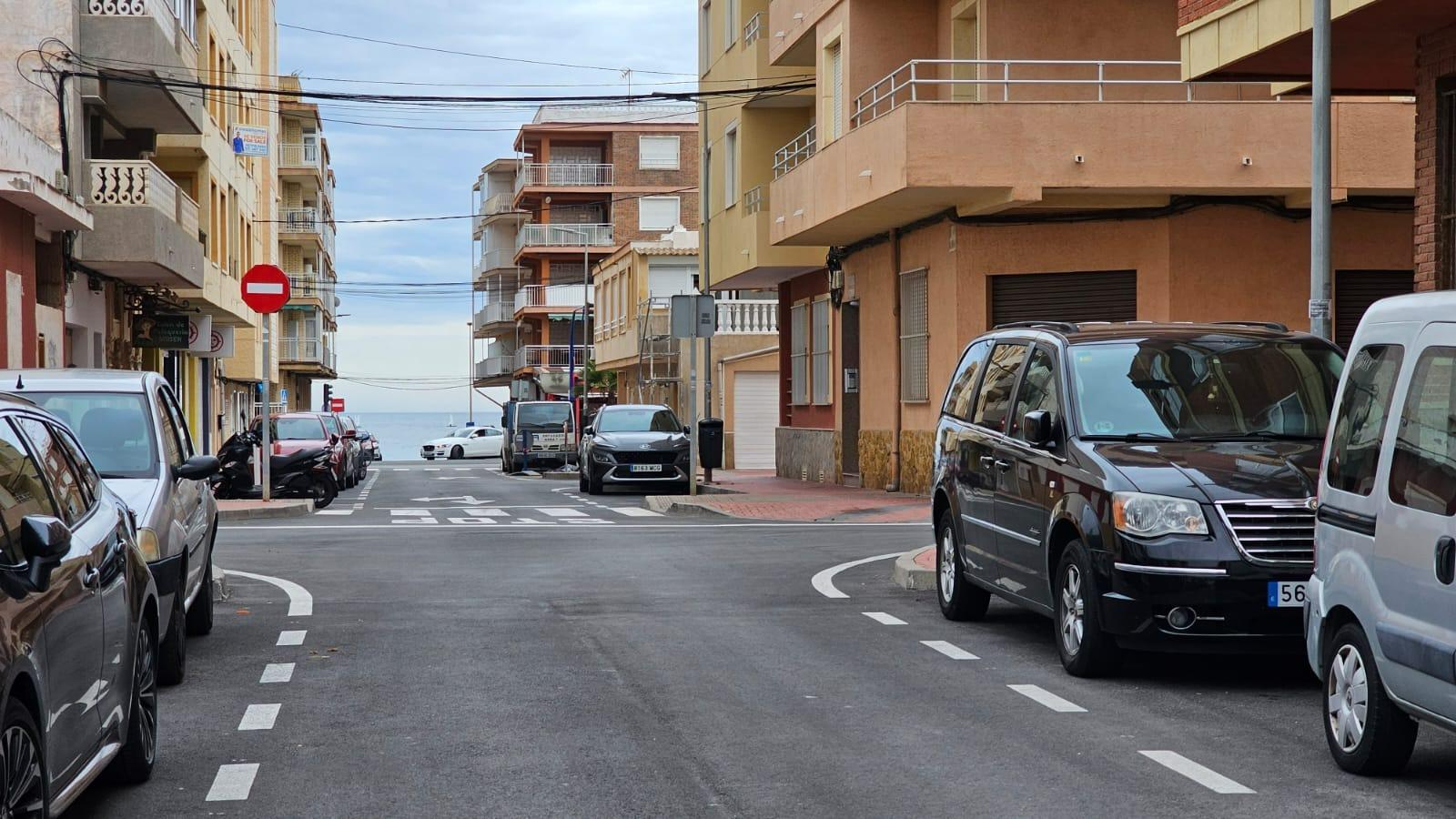 2 Bed, 1 Bath, ApartmentFor Sale, Torrevieja, Alicante