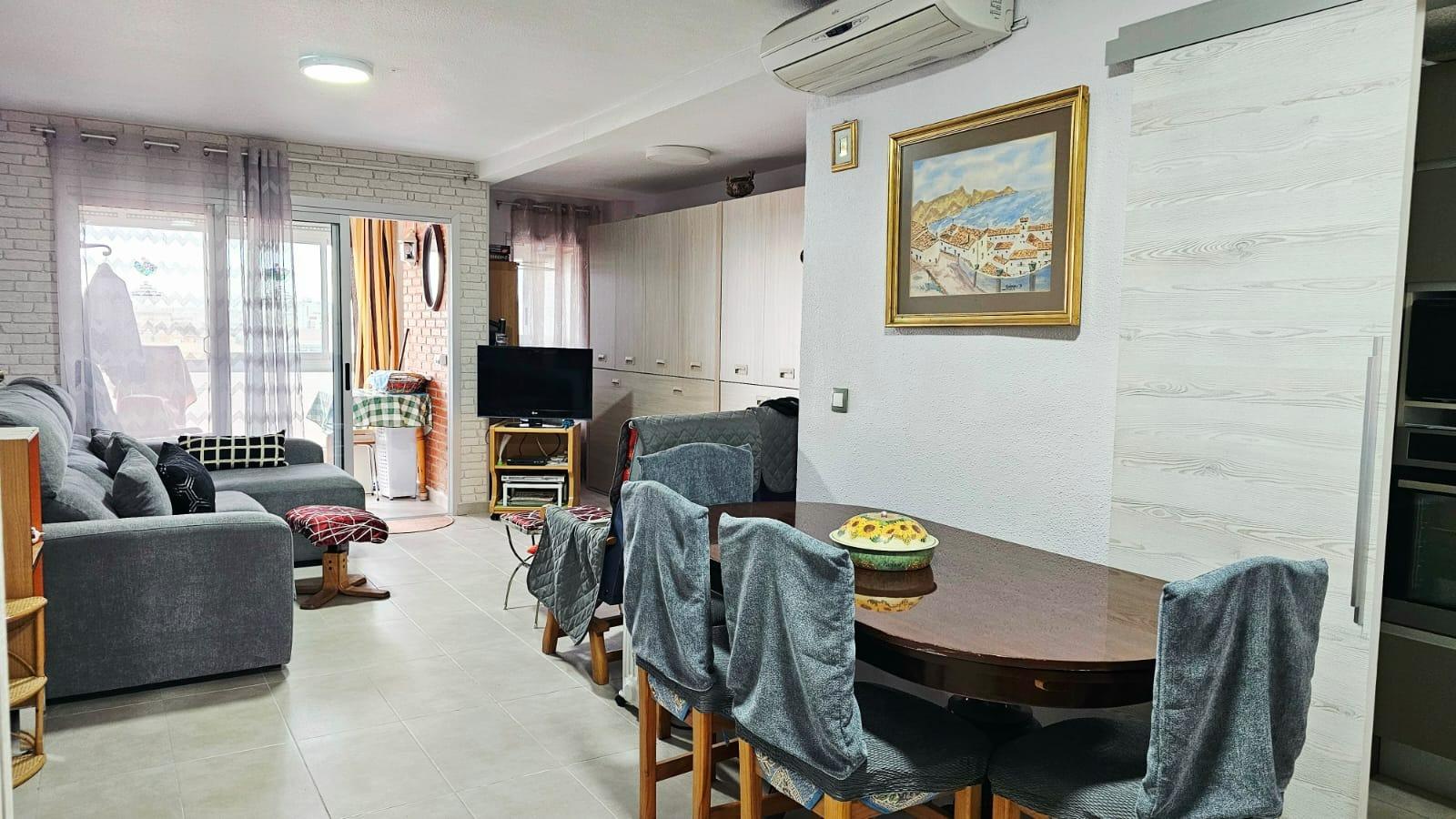 2 Bed, 1 Bath, ApartmentFor Sale, Torrevieja, Alicante