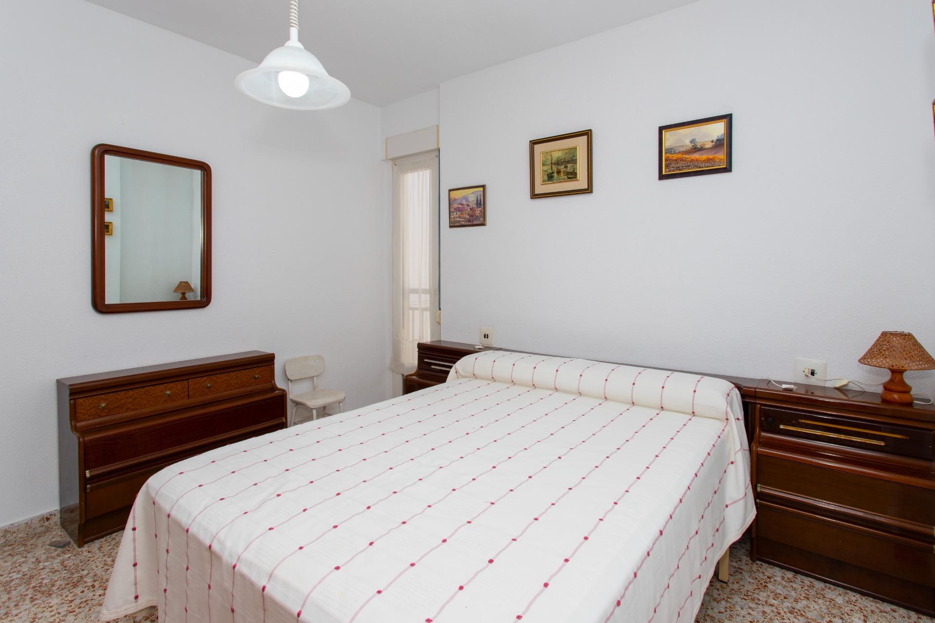 3 Bed, 2 Bath, ApartmentFor Sale, Torrevieja, Alicante