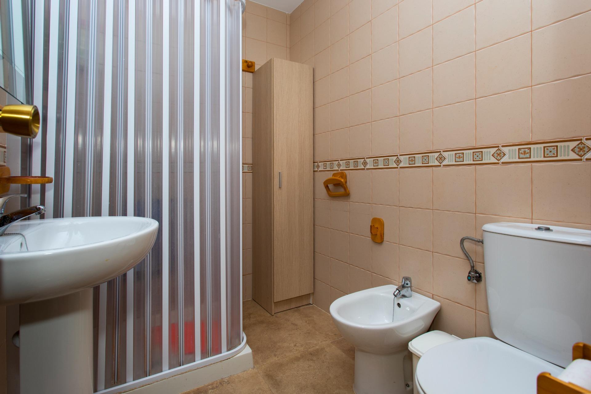 3 Bed, 2 Bath, ApartmentFor Sale, Torrevieja, Alicante