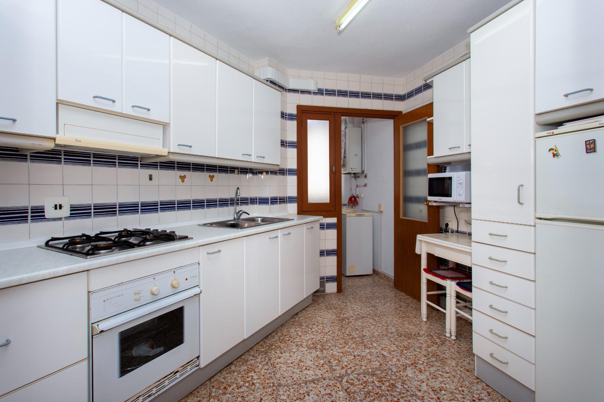 3 Bed, 2 Bath, ApartmentFor Sale, Torrevieja, Alicante