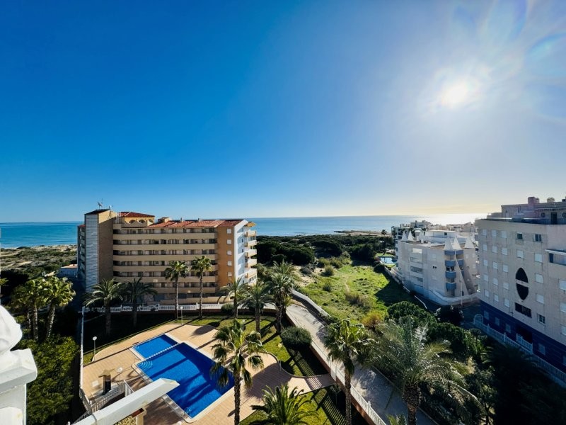 3 Bed, 2 Bath, ApartmentFor Sale, La Mata, Alicante