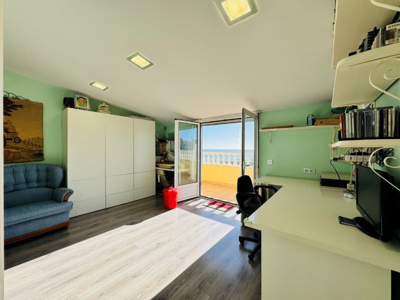 3 Bed, 2 Bath, ApartmentFor Sale, La Mata, Alicante