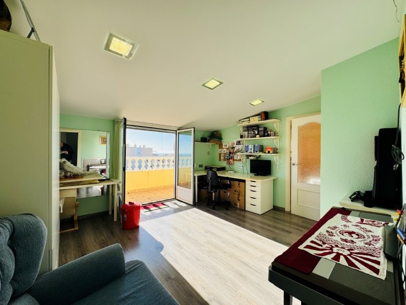 3 Bed, 2 Bath, ApartmentFor Sale, La Mata, Alicante