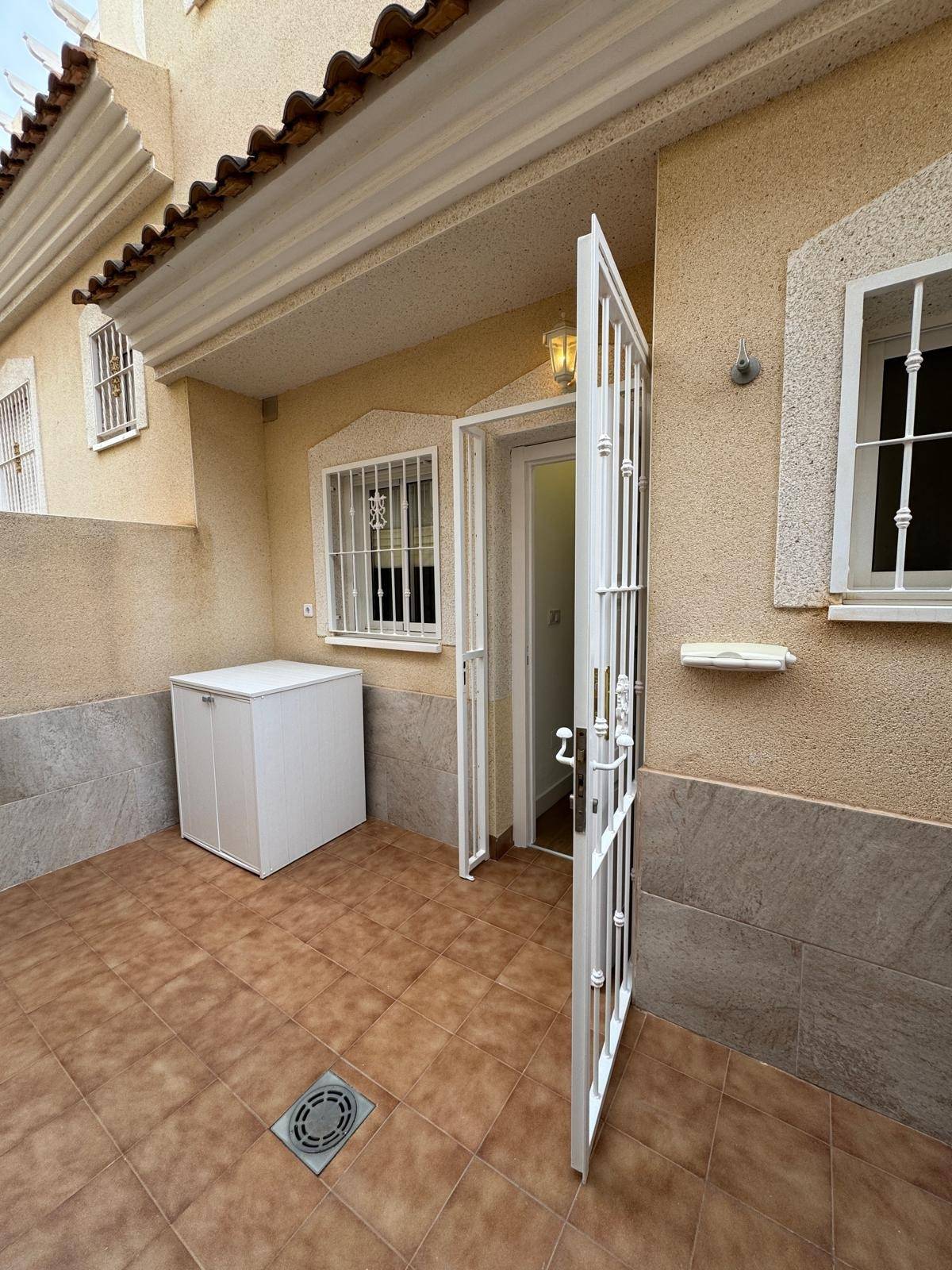 2 Bed, 1 Bath, ApartmentFor Sale, Orihuela Costa, Alicante