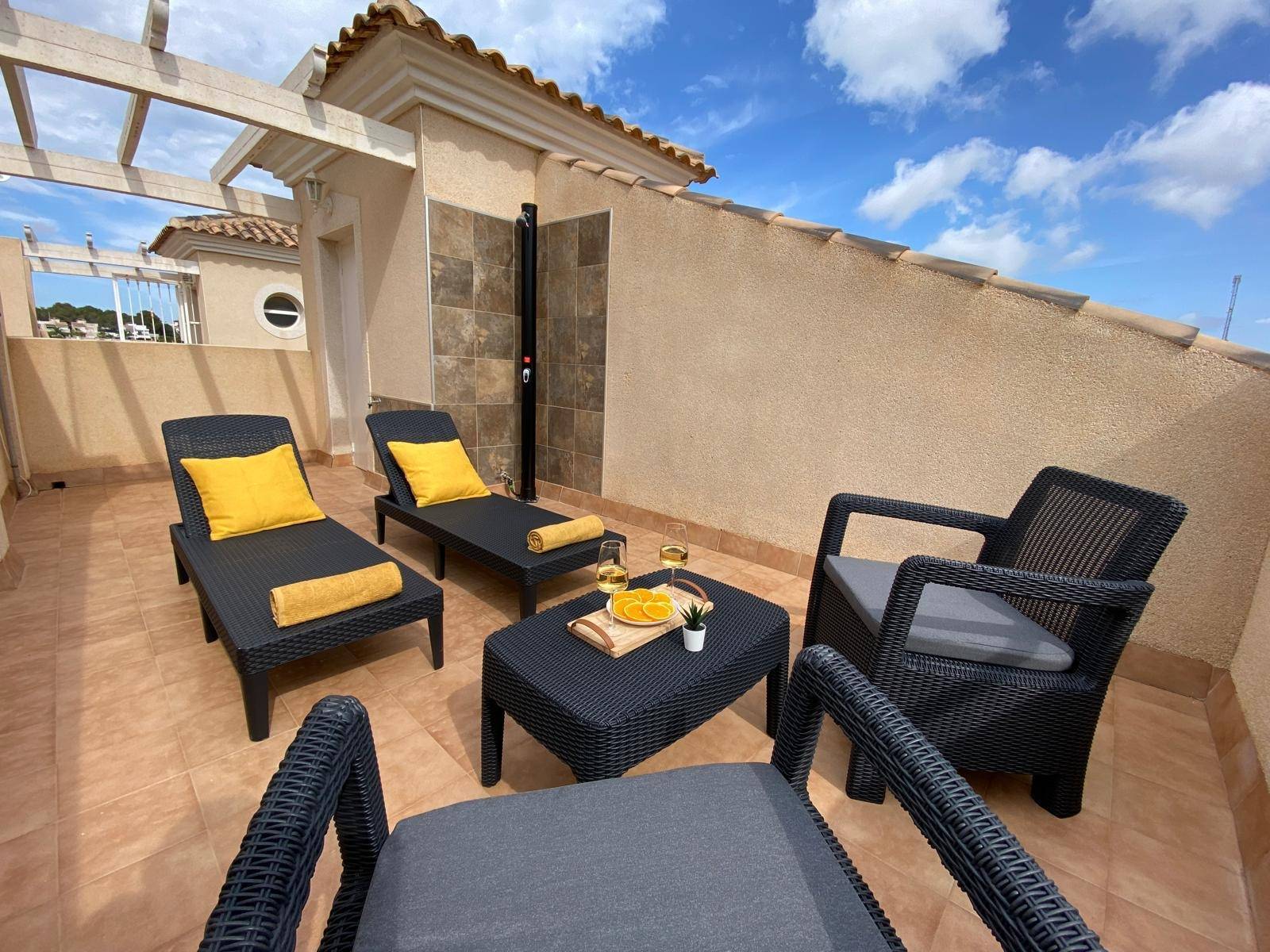 2 Bed, 1 Bath, ApartmentFor Sale, Orihuela Costa, Alicante