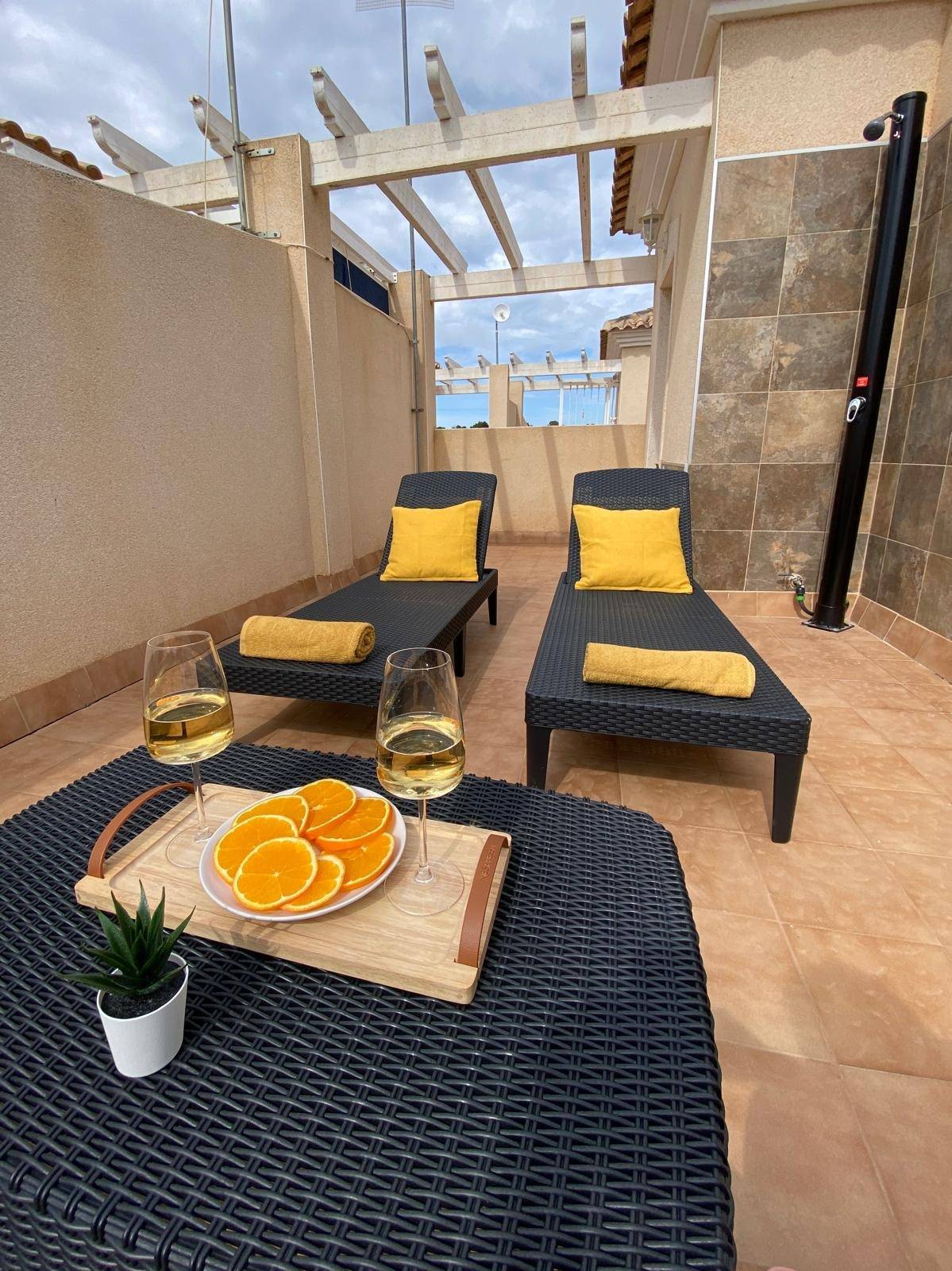 2 Bed, 1 Bath, ApartmentFor Sale, Orihuela Costa, Alicante