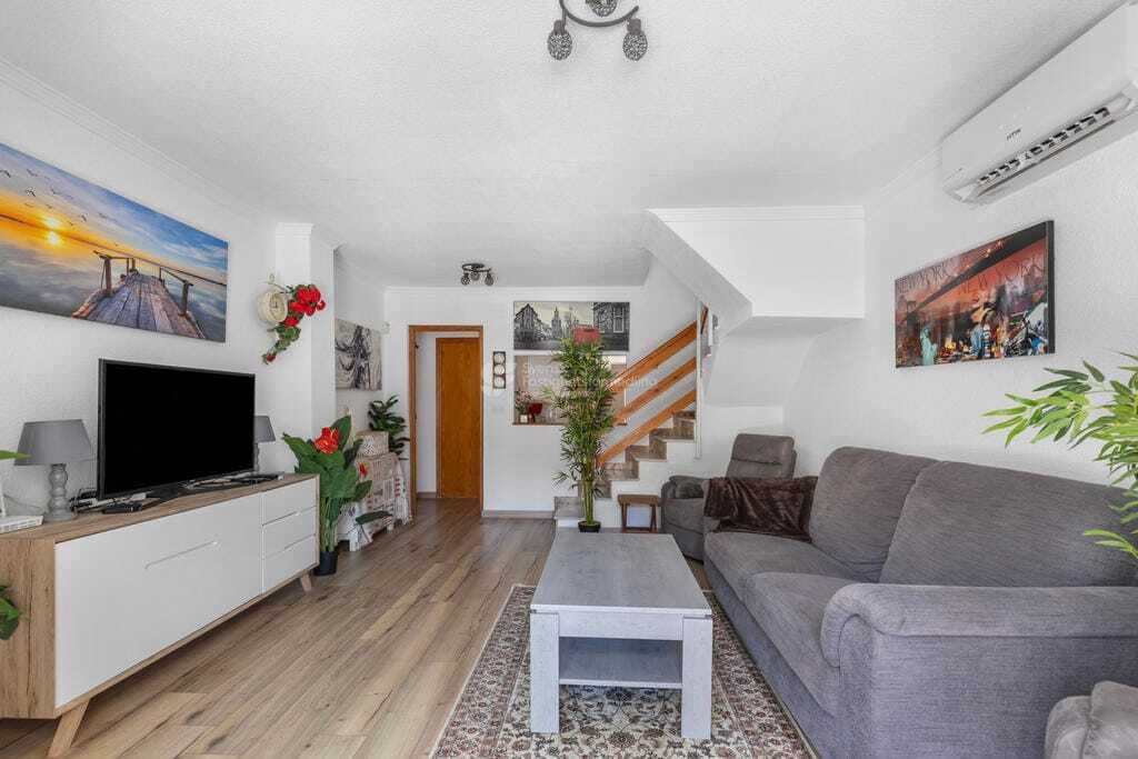 3 Bed, 1 Bath, HouseFor Sale, La Rosaleda, Alicante