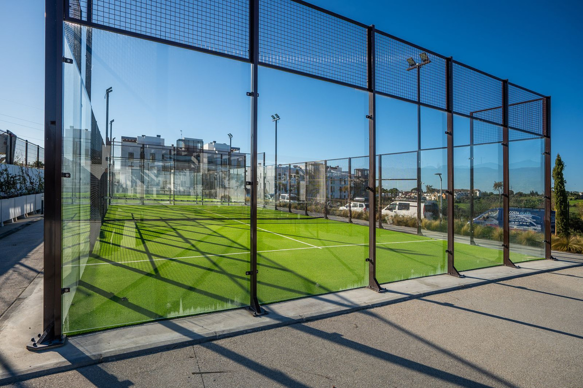 2 Bed, 2 Bath, ApartmentFor Sale, Bel Air, Malaga