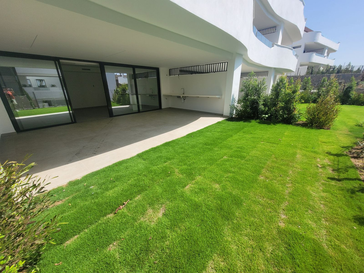 2 Bed, 2 Bath, ApartmentFor Sale, Bel Air, Malaga