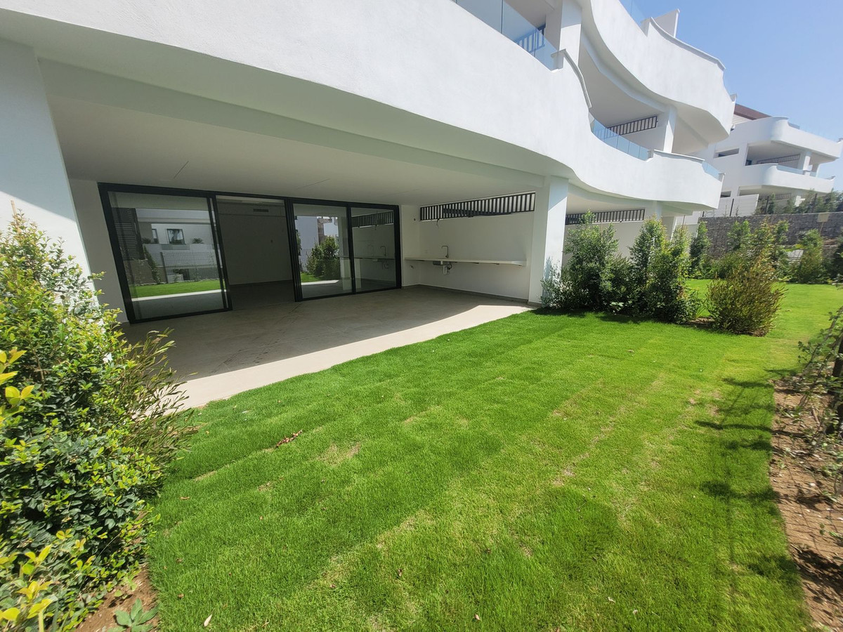 2 Bed, 2 Bath, ApartmentFor Sale, Bel Air, Malaga