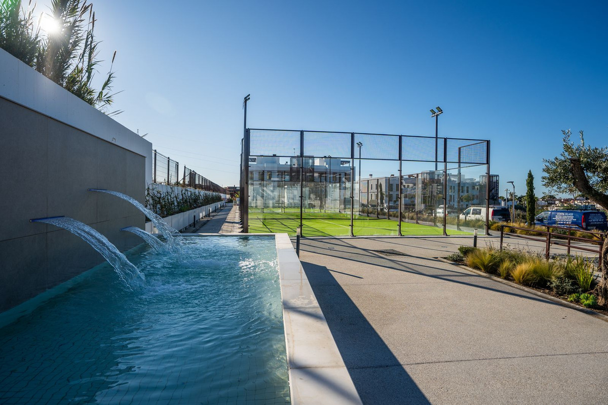 2 Bed, 2 Bath, ApartmentFor Sale, Bel Air, Malaga