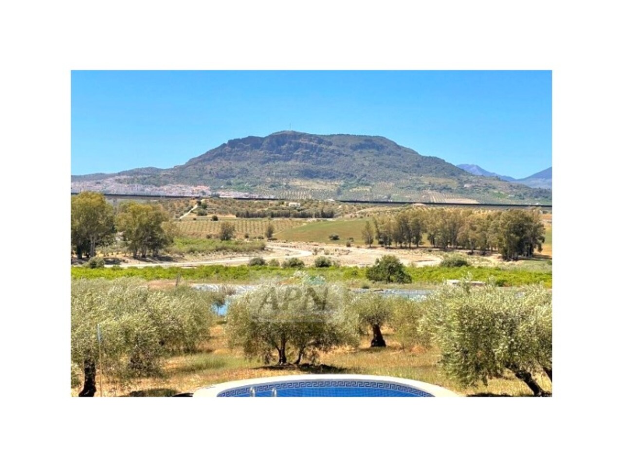 3 Bed, 2 Bath, HouseFor Sale, Álora, Malaga