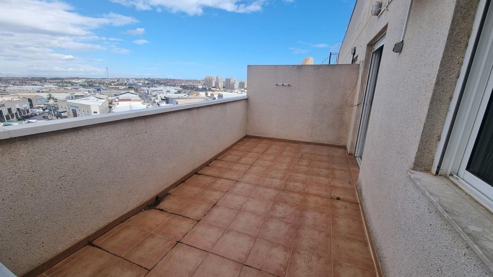 2 Bed, 1 Bath, ApartmentFor Sale, Torrevieja, Alicante