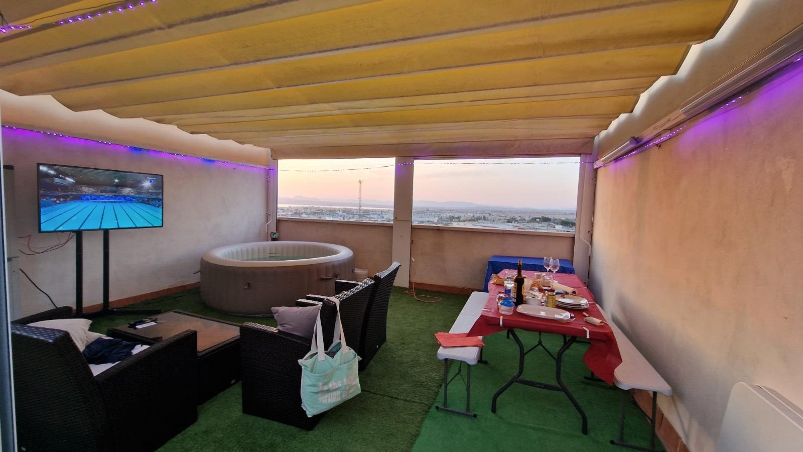 2 Bed, 1 Bath, ApartmentFor Sale, Torrevieja, Alicante