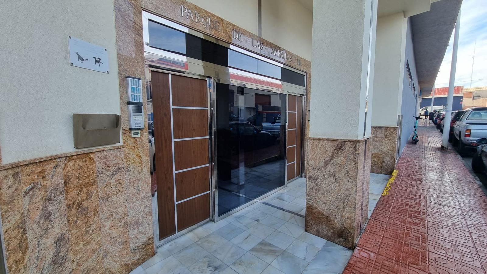 2 Bed, 1 Bath, ApartmentFor Sale, Torrevieja, Alicante