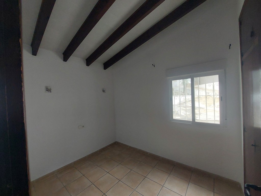 2 Bed, 1 Bath, HouseFor Sale, La Nucia, Alicante