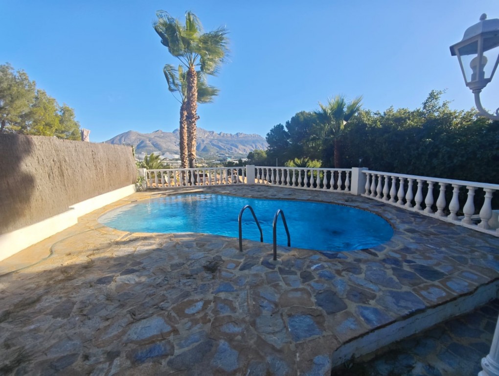 2 Bed, 1 Bath, HouseFor Sale, La Nucia, Alicante