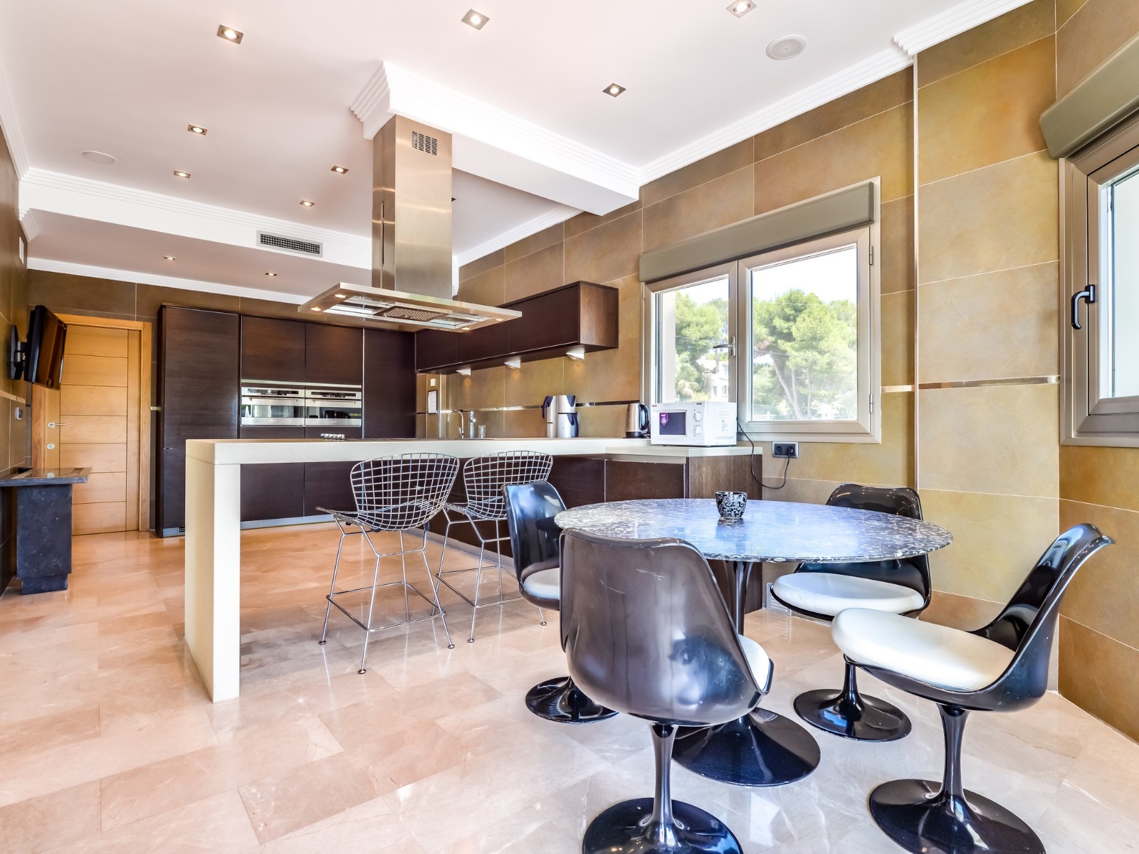 5 Bed, 6 Bath, HouseFor Sale, Benissa, Alicante