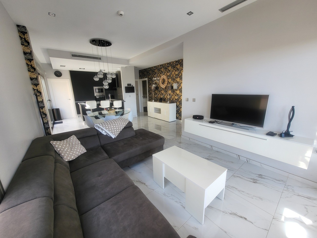 3 Bed, 2 Bath, HouseFor Sale, Villamartin, Alicante