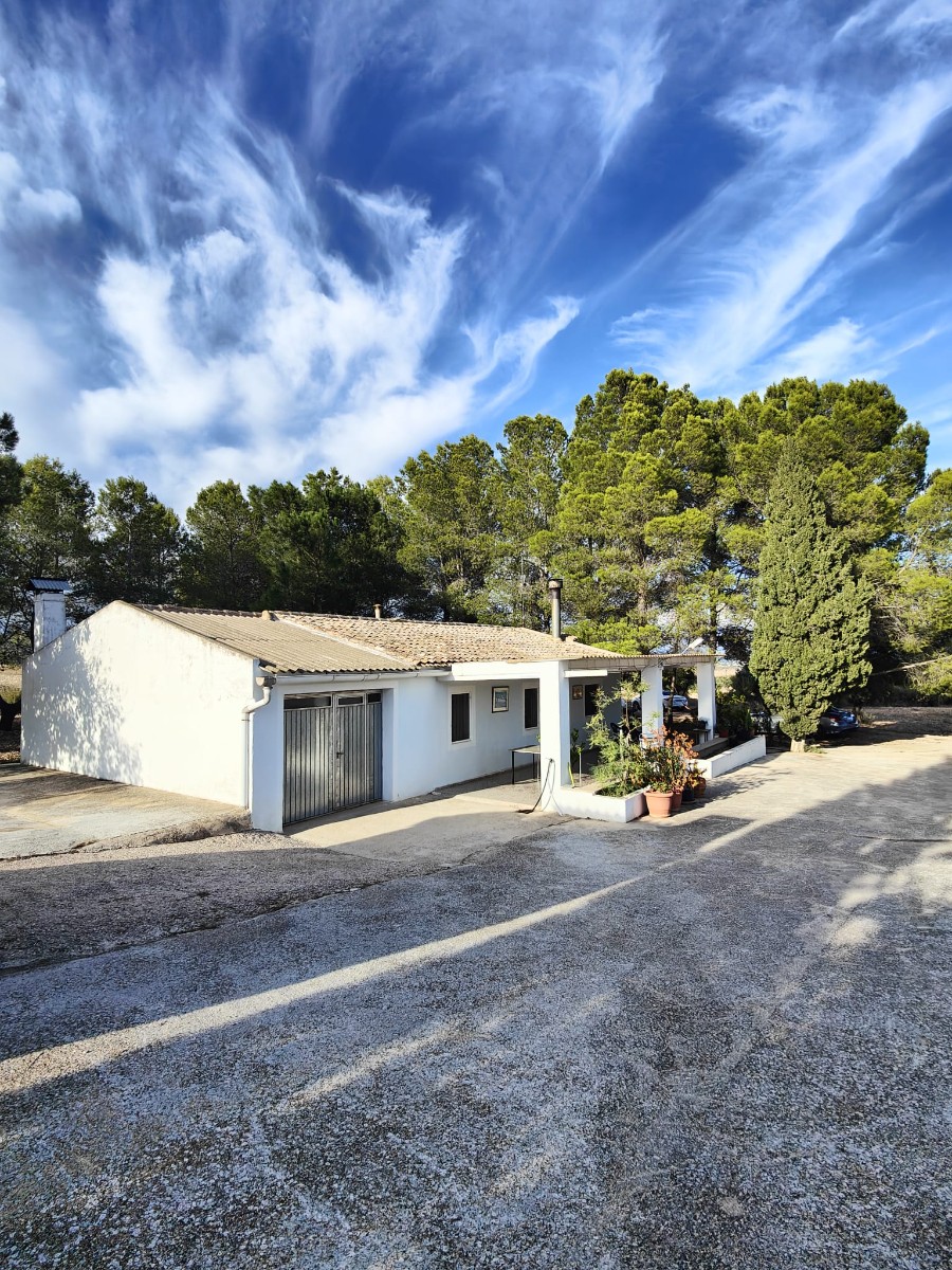 4 Bed, 1 Bath, HouseFor Sale, Yecla, Murcia