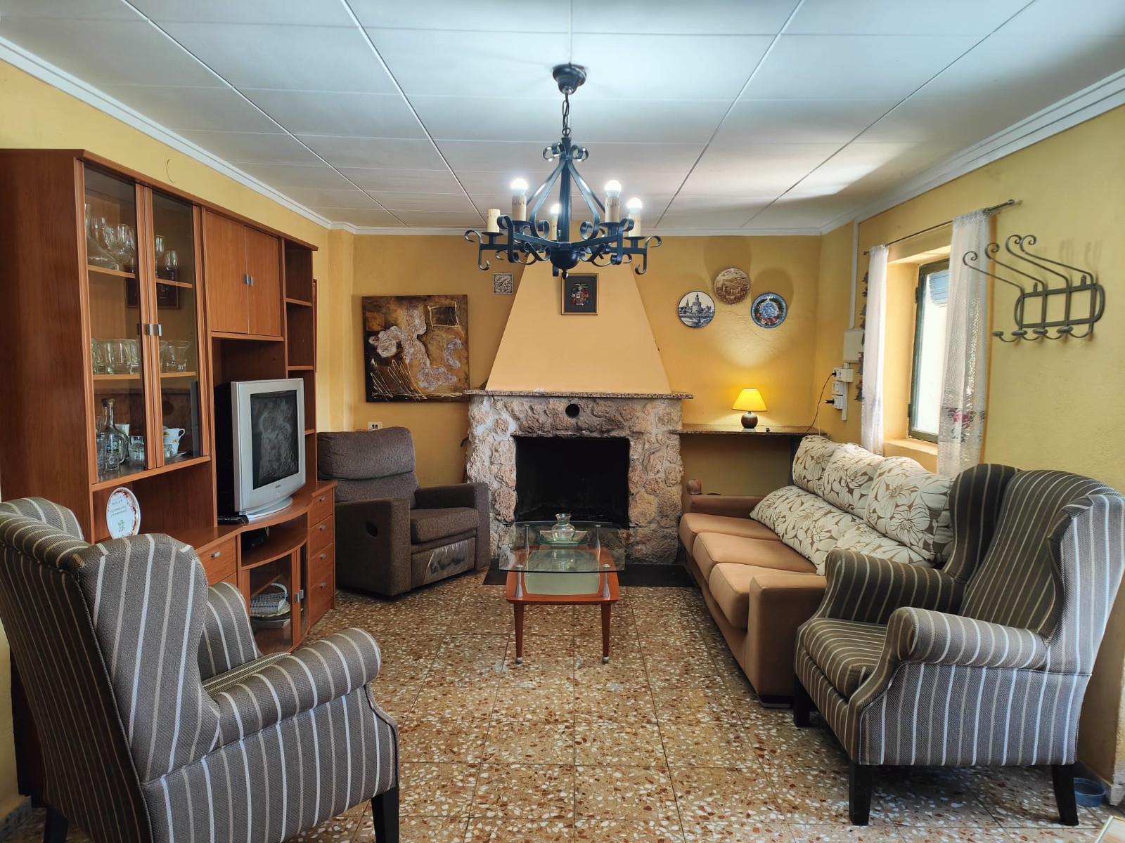 4 Bed, 1 Bath, HouseFor Sale, Yecla, Murcia