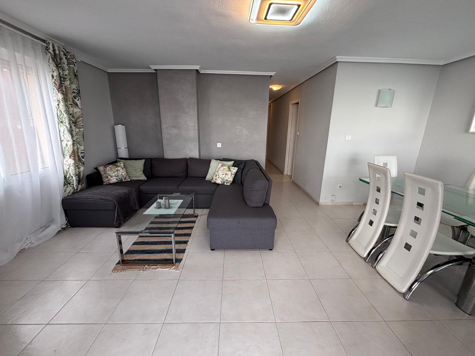 2 Bed, 1 Bath, ApartmentFor Sale, Torrevieja, Alicante