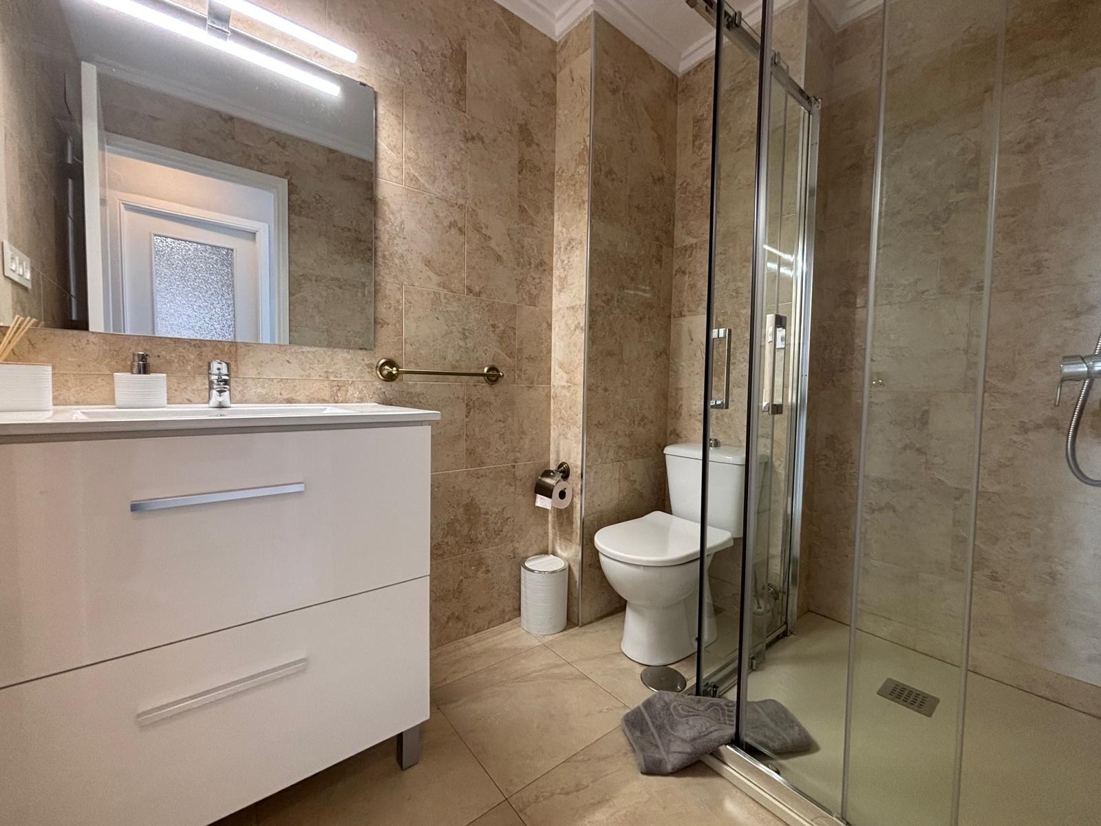 2 Bed, 1 Bath, ApartmentFor Sale, Torrevieja, Alicante