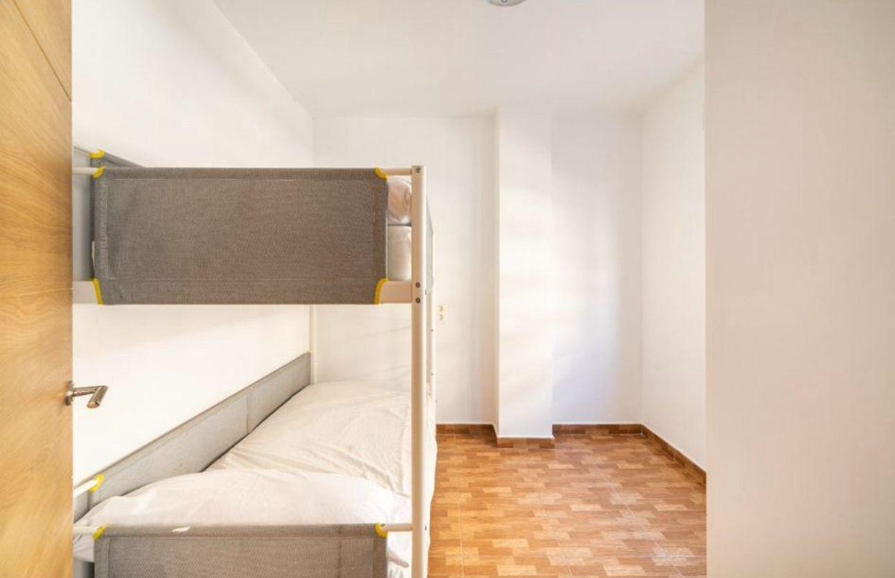 3 Bed, 2 Bath, ApartmentFor Sale, Torrevieja, Alicante