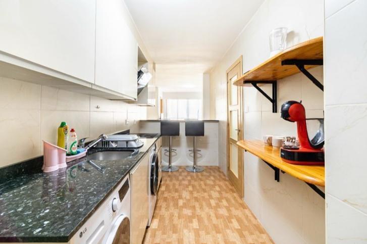 3 Bed, 2 Bath, ApartmentFor Sale, Torrevieja, Alicante