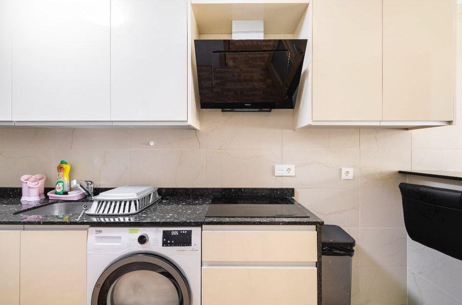 3 Bed, 2 Bath, ApartmentFor Sale, Torrevieja, Alicante